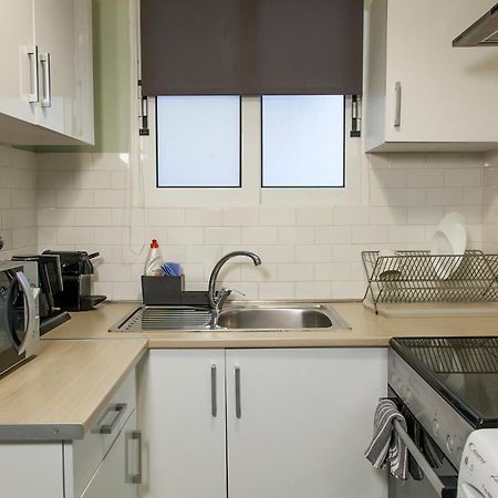 Suite 04 - Smart Cozy Suites - In The Heart Of Athens - 5 Minutes From Metro المظهر الخارجي الصورة